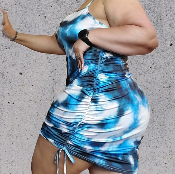 Oceanfront Rushed Dress - Picture 2 of 2